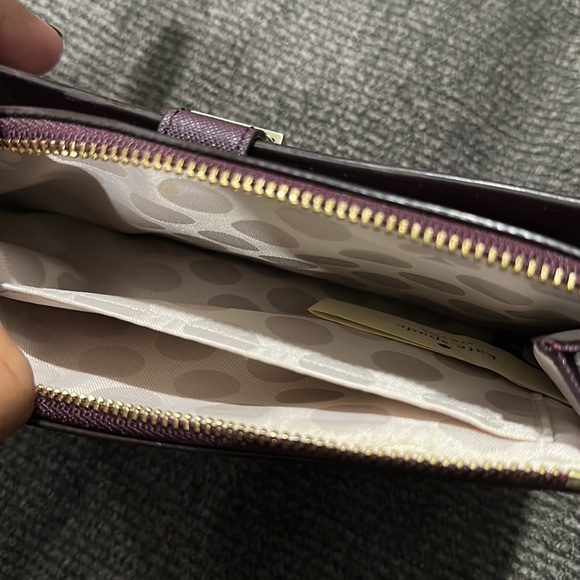 Kate spade wristlet - Picture 4 of 4